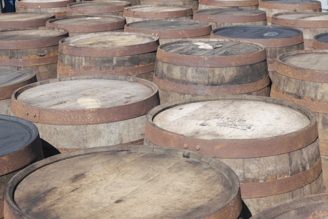 Whiskey aging